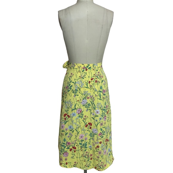 0201 Loft YELLOW FLORAL WRAP SKIRT Sz 0 - Picture 7 of 8